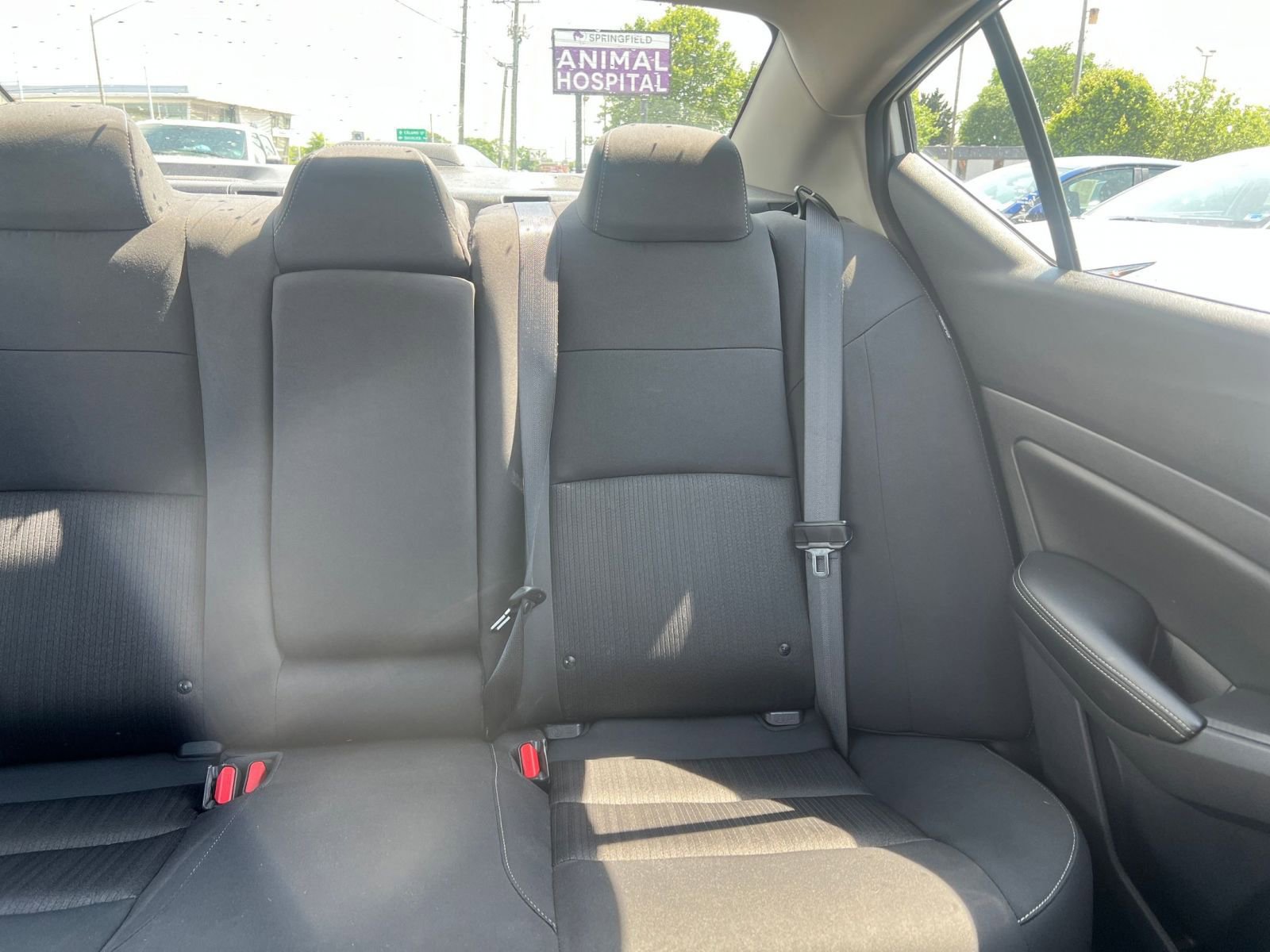 Used 2025 Nissan Altima 2.5 SV FWD image 38