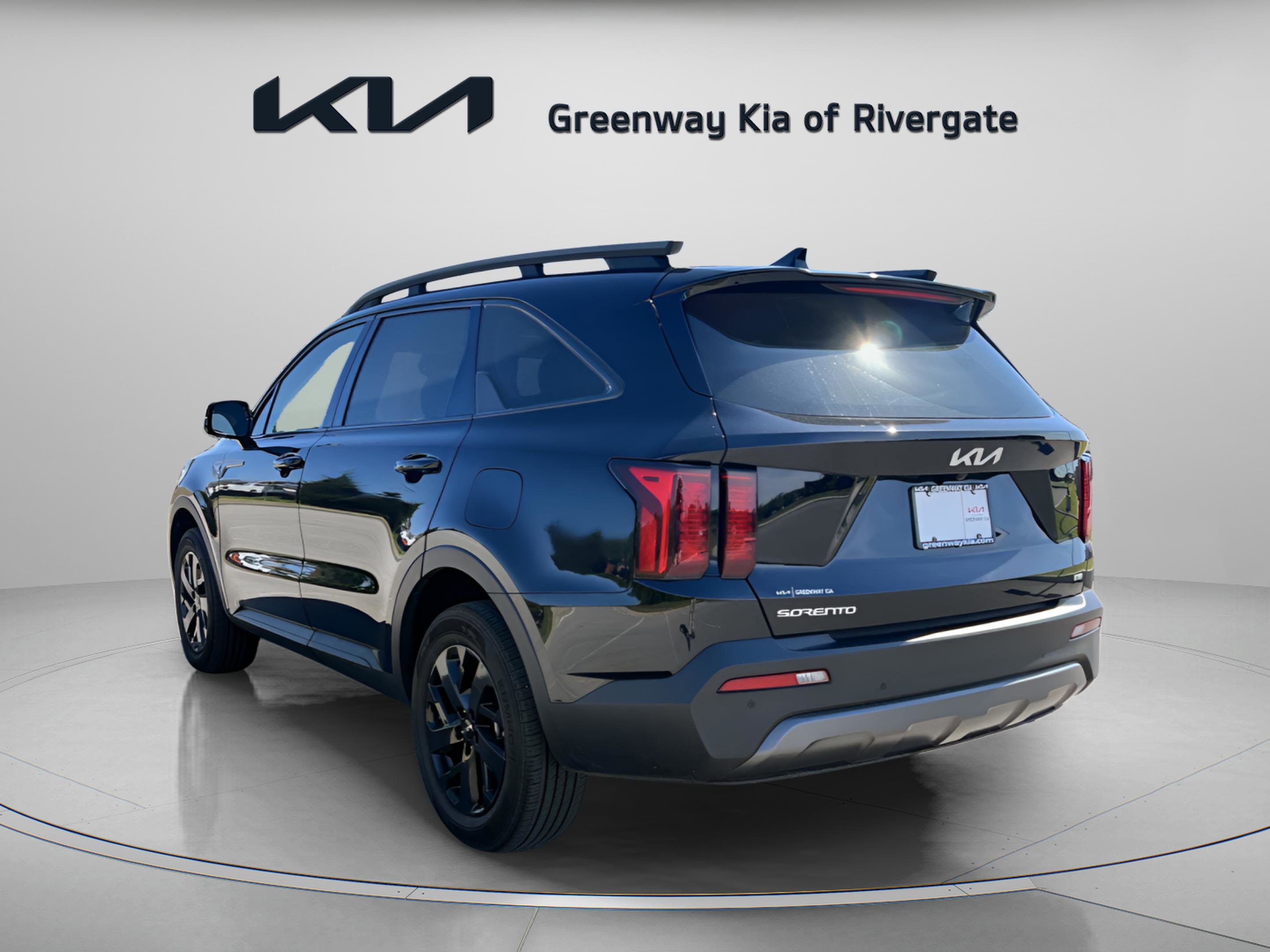 Used 2023 Kia Sorento S w/ Panoramic Sunroof Package AWD/4WD image 5