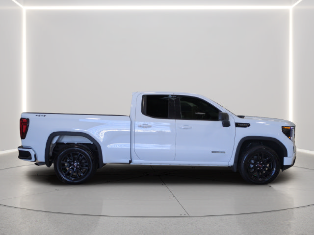 Used 2025 GMC Sierra 1500 Elevation AWD/4WD image 6