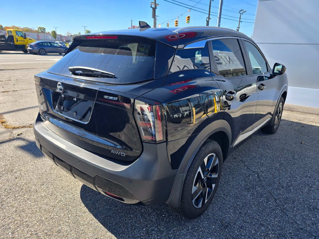 Used 2026 Nissan Kicks SV w/ SV Premium Package AWD/4WD image 36