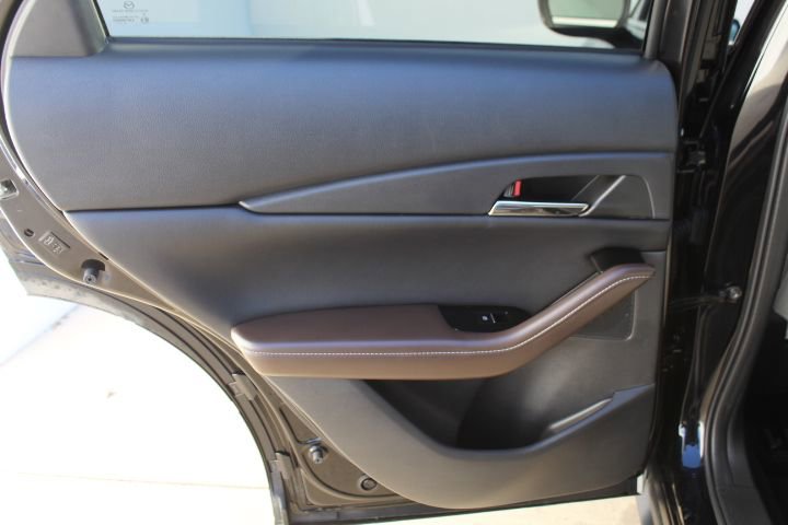 Certified 2025 MAZDA CX-30 AWD 2.5 S w/ Premium Package image 33