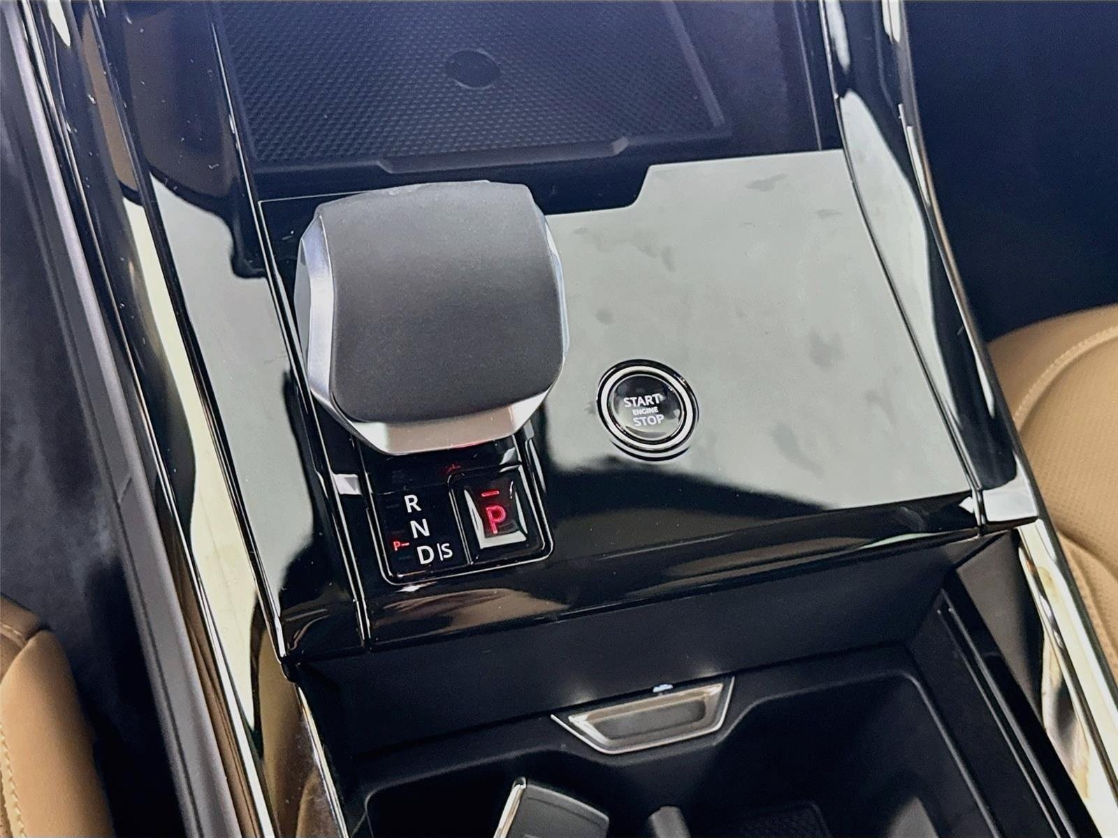 New 2026 Land Rover Range Rover Sport Dynamic SE AWD/4WD image 19
