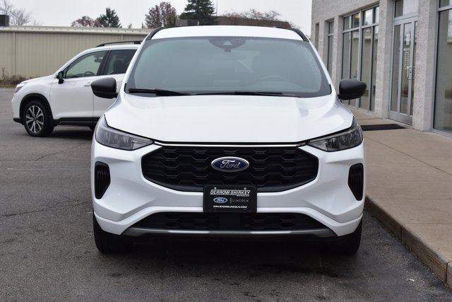 Used 2023 Ford Escape ST-Line image 8