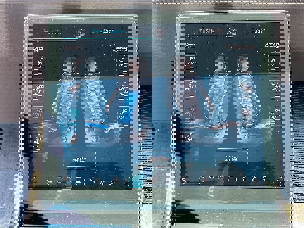 New 2025 Cadillac Escalade ESV Premium Luxury w/ Touring Package image 21