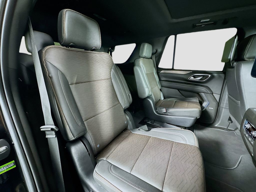 Used 2023 Chevrolet Tahoe High Country AWD/4WD image 31