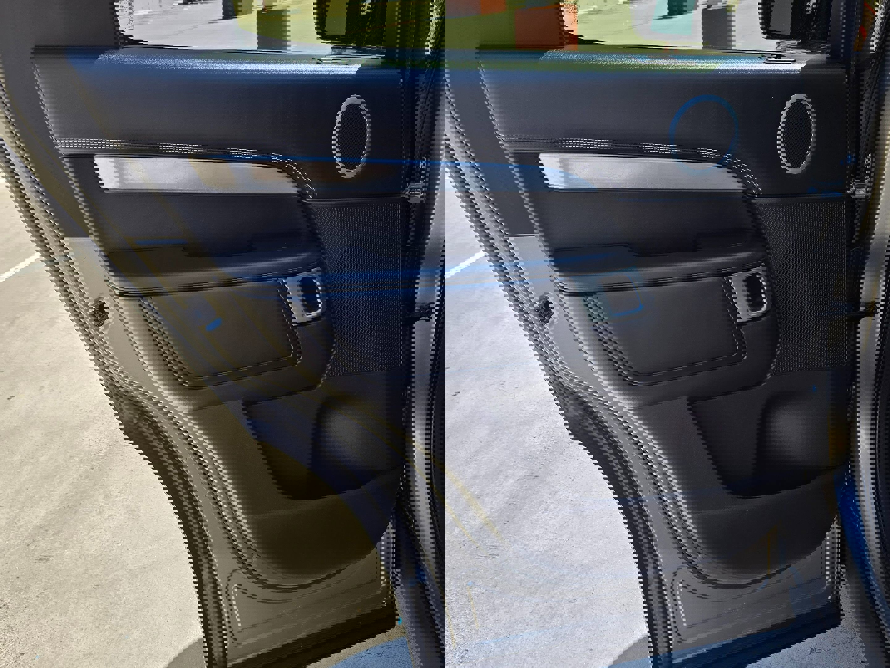 Used 2017 Land Rover Discovery First Edition image 20