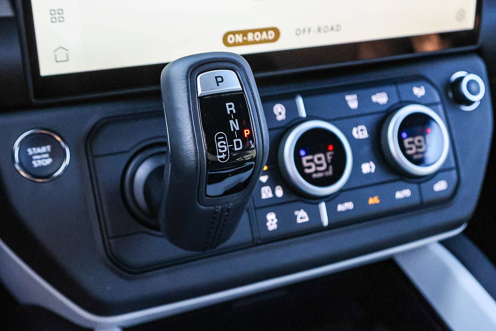 New 2026 Land Rover Defender 110 X-Dynamic SE AWD/4WD image 33