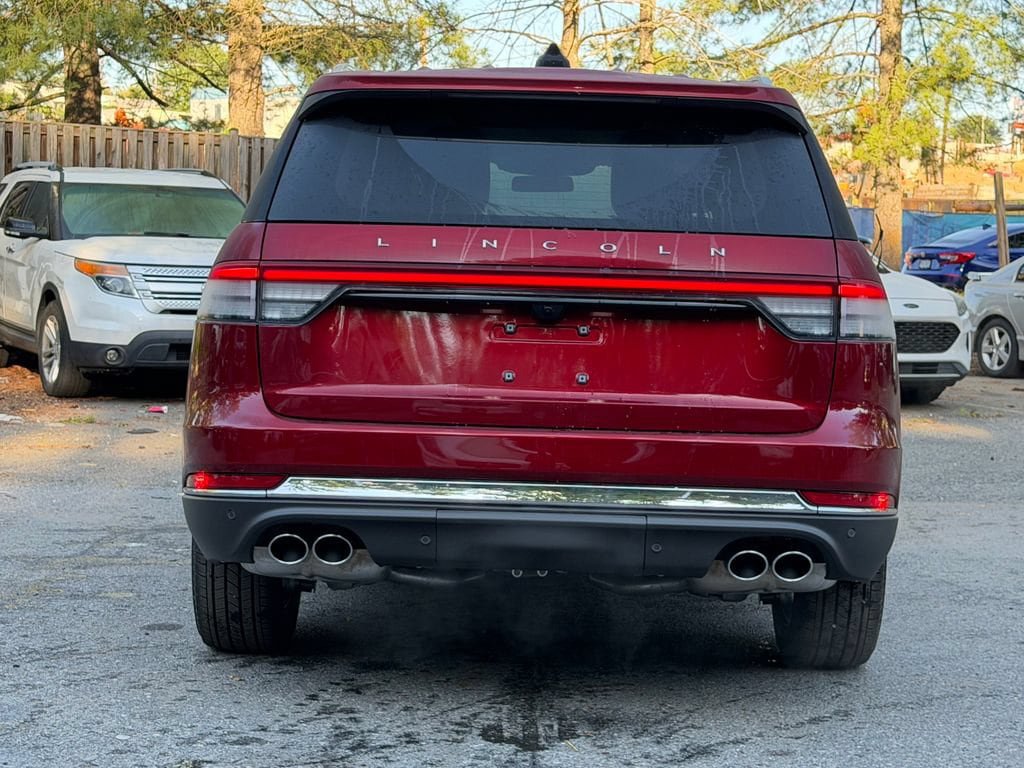 New 2027 Lincoln Aviator AWD image 5