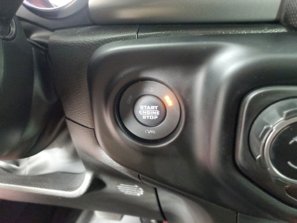 Used 2023 Jeep Gladiator Sport AWD/4WD image 23