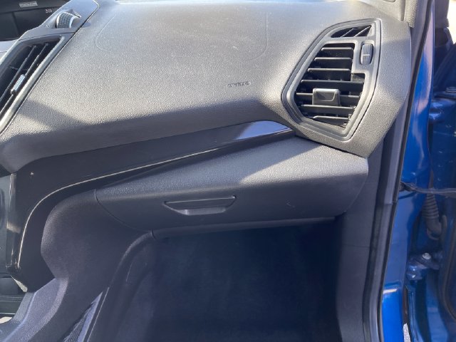 Used 2017 Ford Escape SE w/ SE Sport Appearance Package FWD image 36