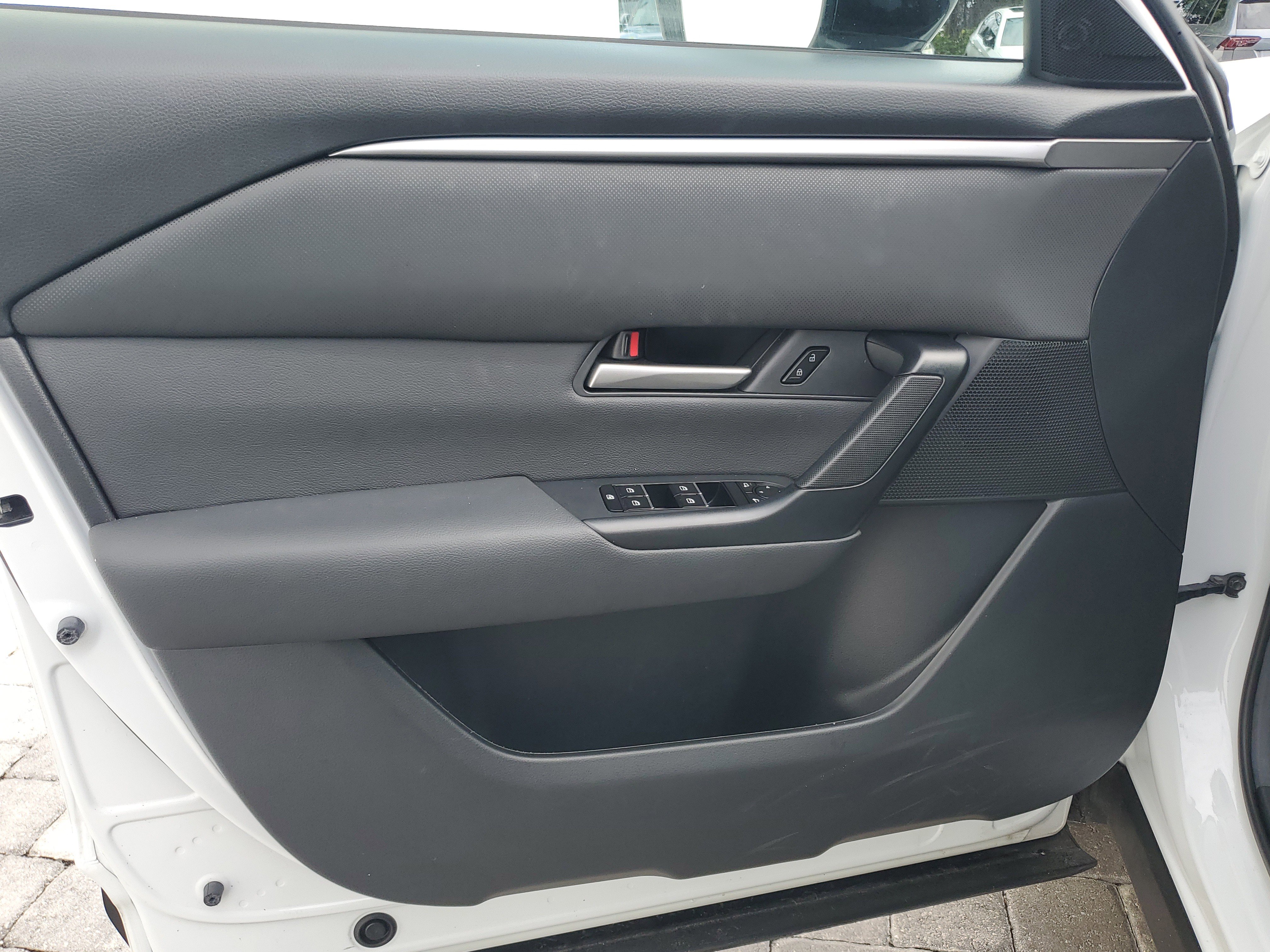 Used 2025 MAZDA CX-50 AWD 2.5 S w/ Preferred Package image 8