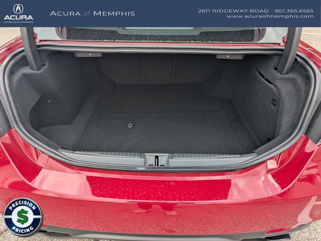 Used 2025 Alfa Romeo Giulia AWD w/ Driving Assist Package image 6