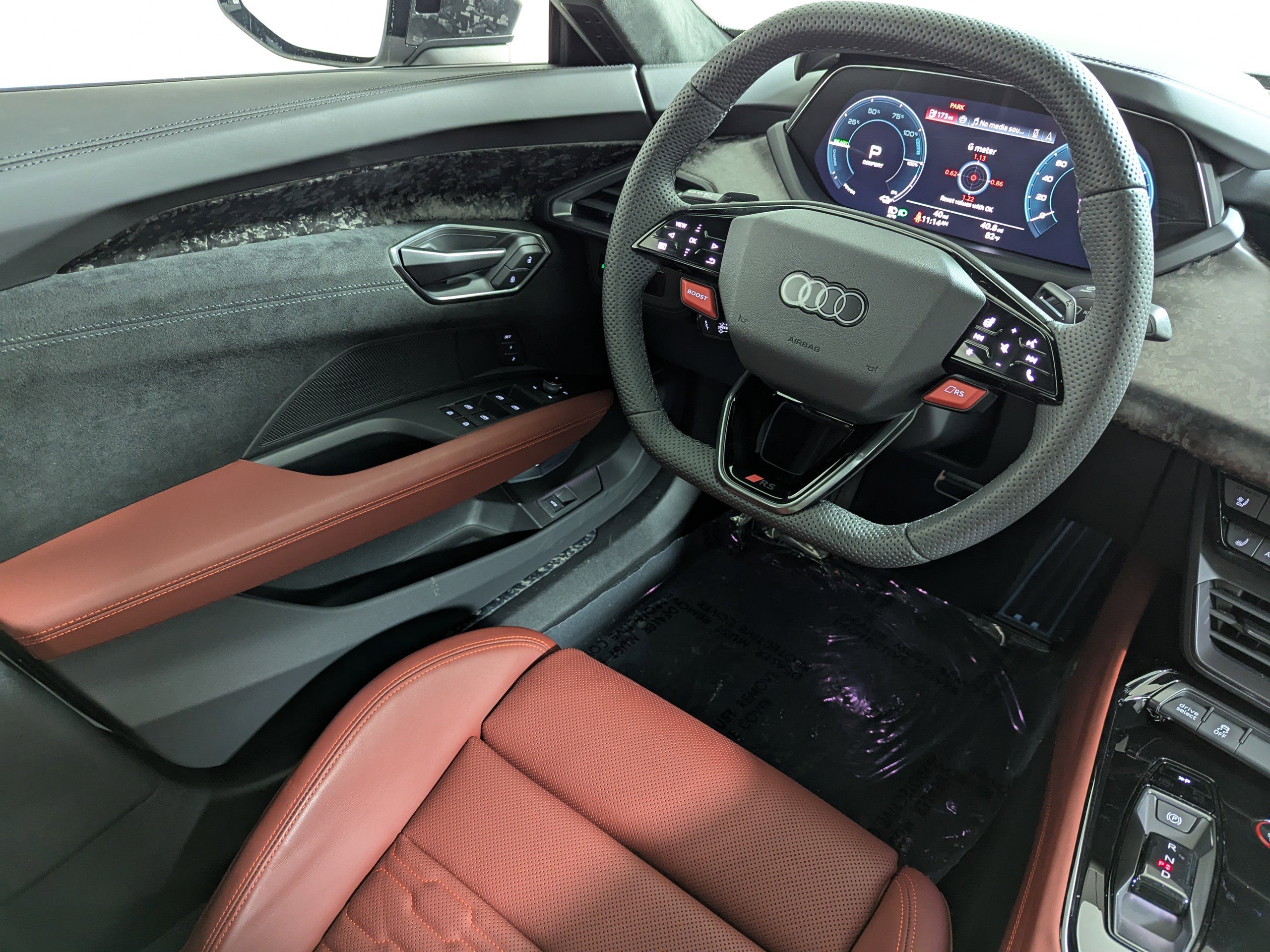 New 2026 Audi RS e-tron GT performance image 9