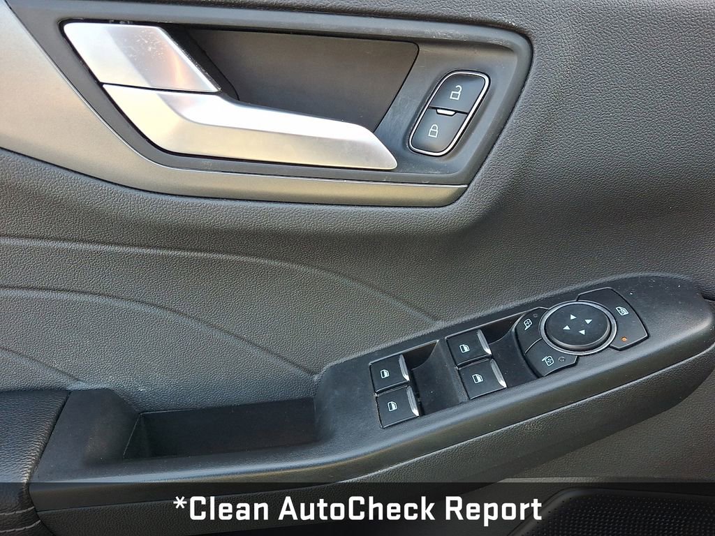 Used 2024 Ford Escape Base 4D Sport Utility image 8