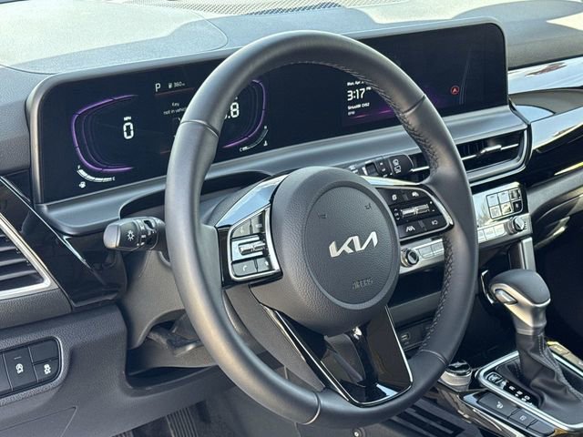 Certified 2025 Kia Seltos S image 18