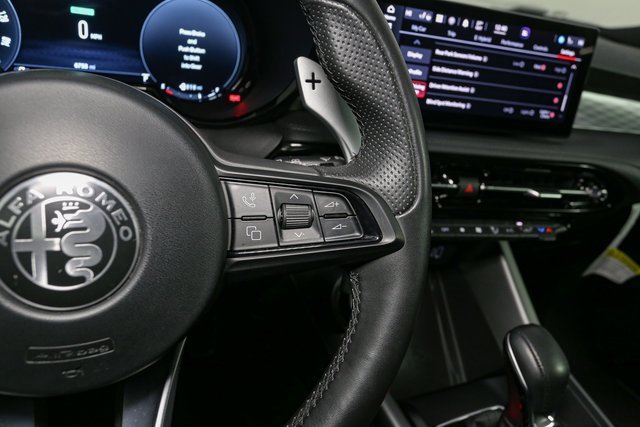 Used 2024 Alfa Romeo Tonale Veloce image 34