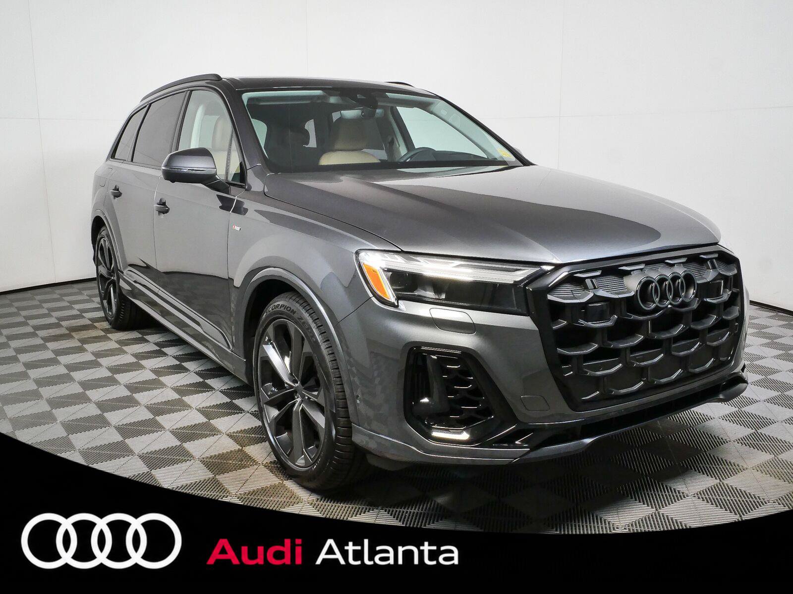 New 2026 Audi Q7 3.0T Prestige
