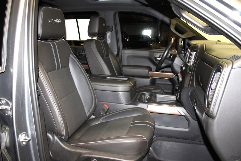 Used 2019 Chevrolet Silverado 1500 High Country w/ High Country Premium Package image 30