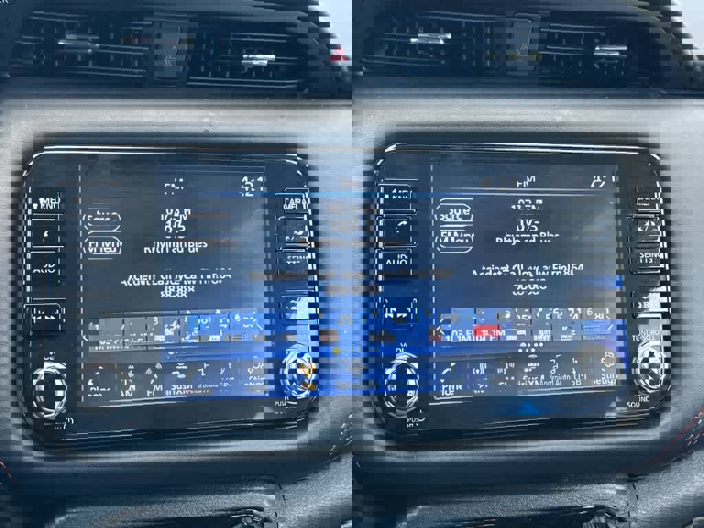 Certified 2024 Nissan Kicks SR image 19