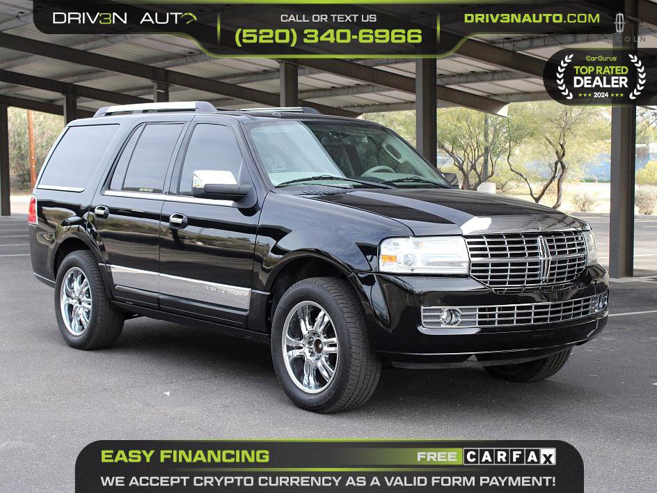 Used 2011 Lincoln Navigator image 1