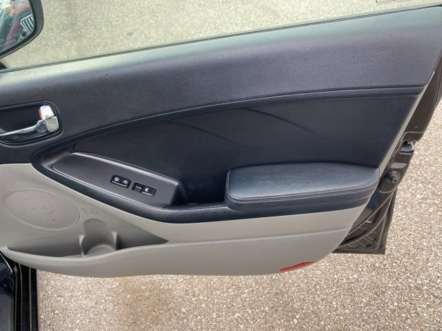 Used 2015 Kia Forte EX FWD image 26