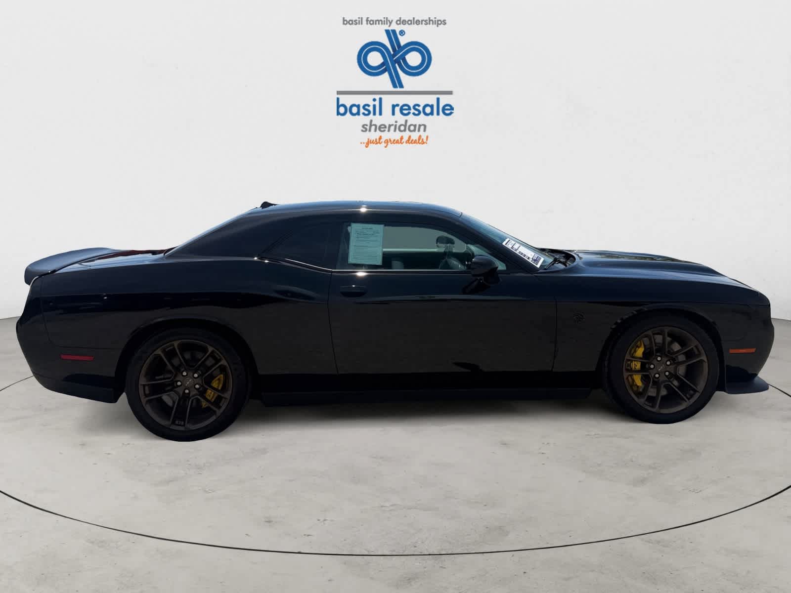 Used 2023 Dodge Challenger SRT Hellcat RWD image 10