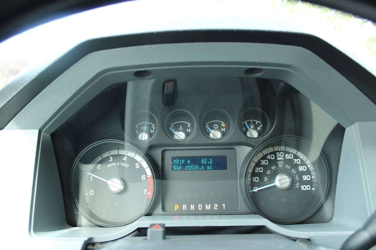 Used 2015 Ford F250 XL w/ Power Equipment Group AWD/4WD image 35
