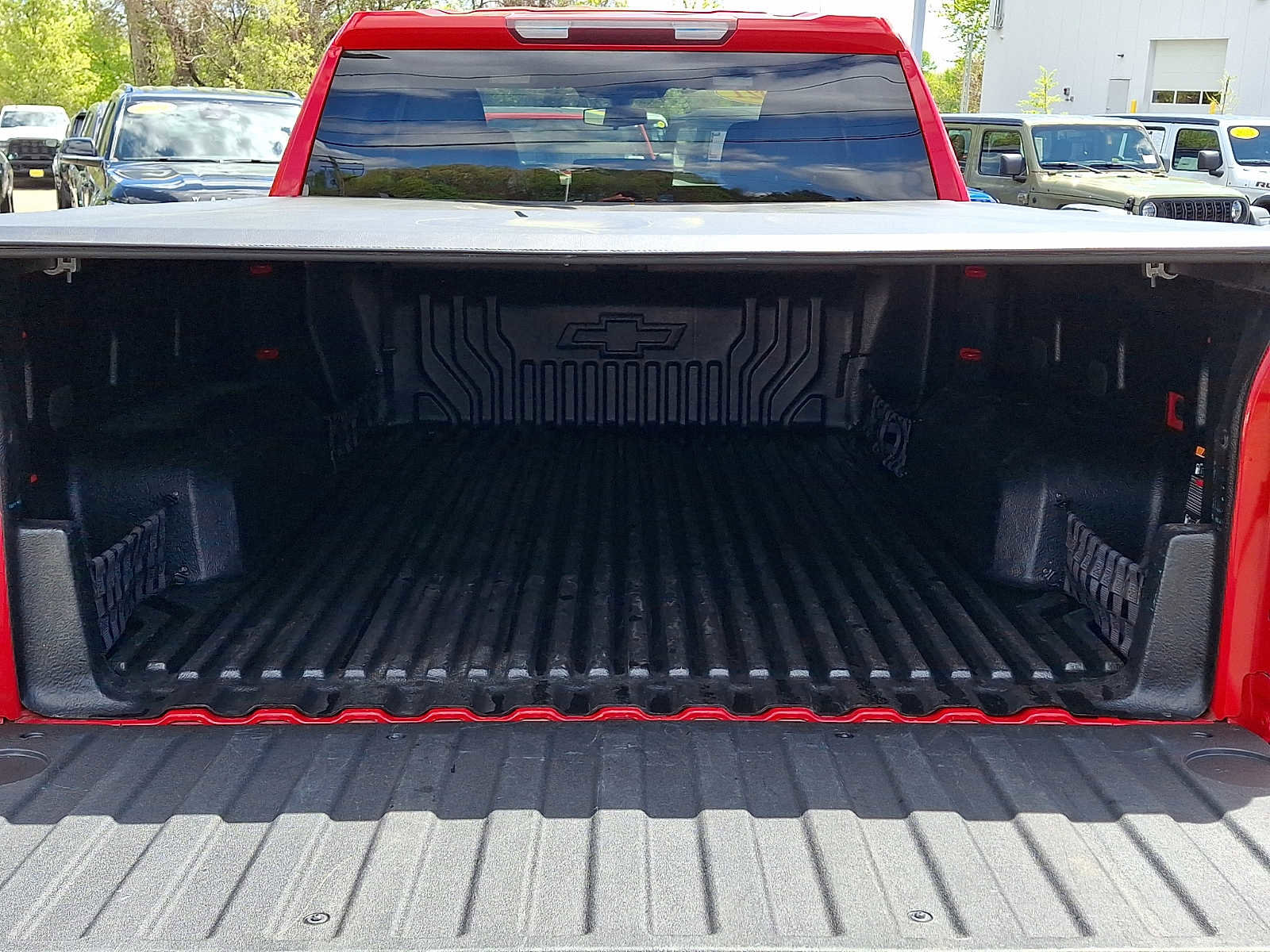 Used 2021 Chevrolet Silverado 1500 RST w/ Z71 Off-Road Package AWD/4WD image 31