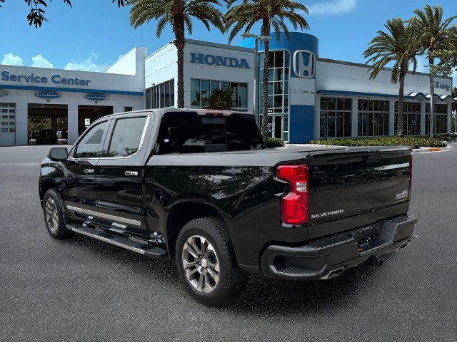 Used 2024 Chevrolet Silverado 1500 High Country AWD/4WD image 6