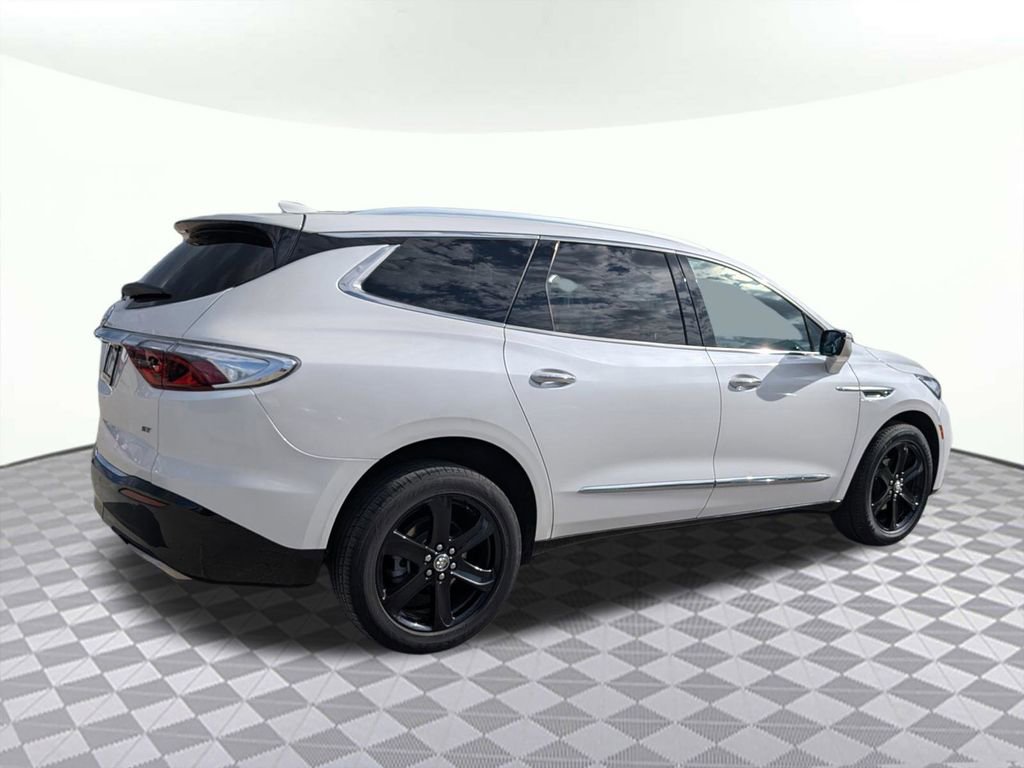 Used 2023 Buick Enclave Essence w/ Experience Buick Package image 3
