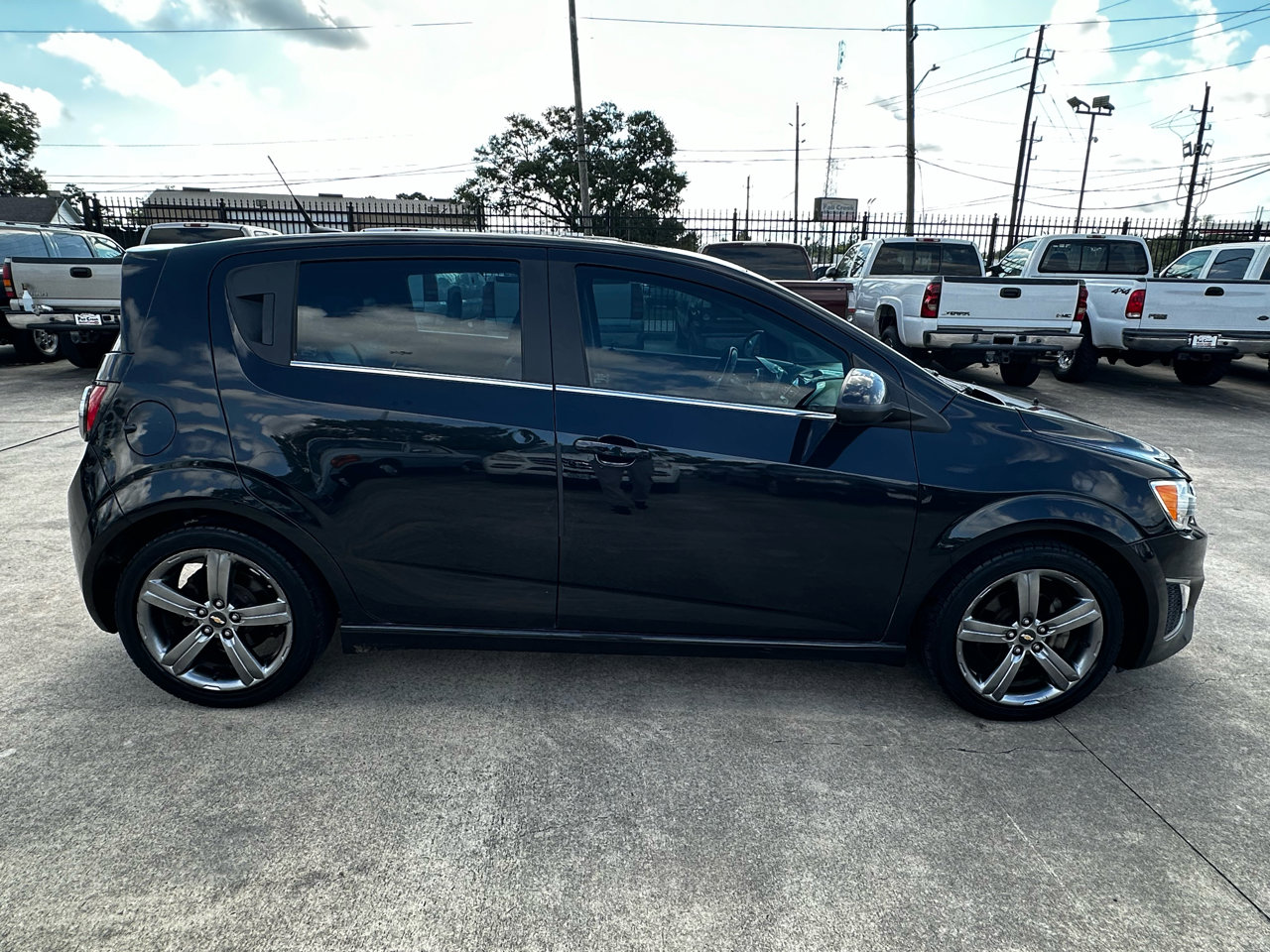 Used 2014 Chevrolet Sonic RS w/ Advanced Safety Package image 6
