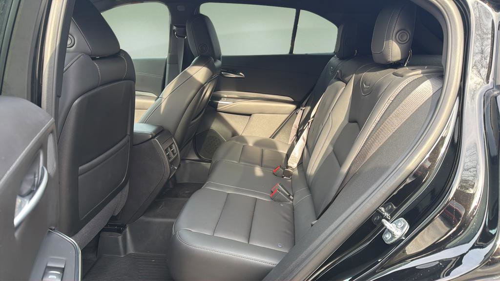 Certified 2025 Cadillac XT4 Premium Luxury w/ Cold Weather Package image 14