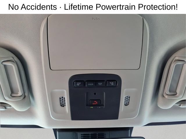 Used 2025 Toyota Camry XLE FWD image 20