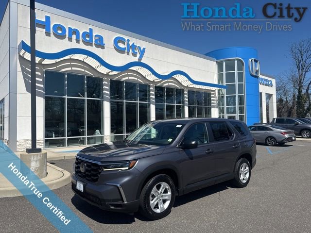 Used 2023 Honda Pilot LX image 1