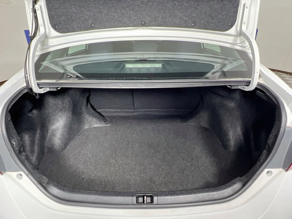 Used 2017 Toyota Corolla LE FWD image 27