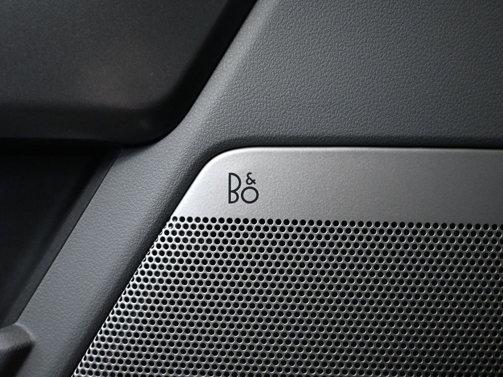 Used 2022 Ford F150 XLT w/ Equipment Group 302A High image 24