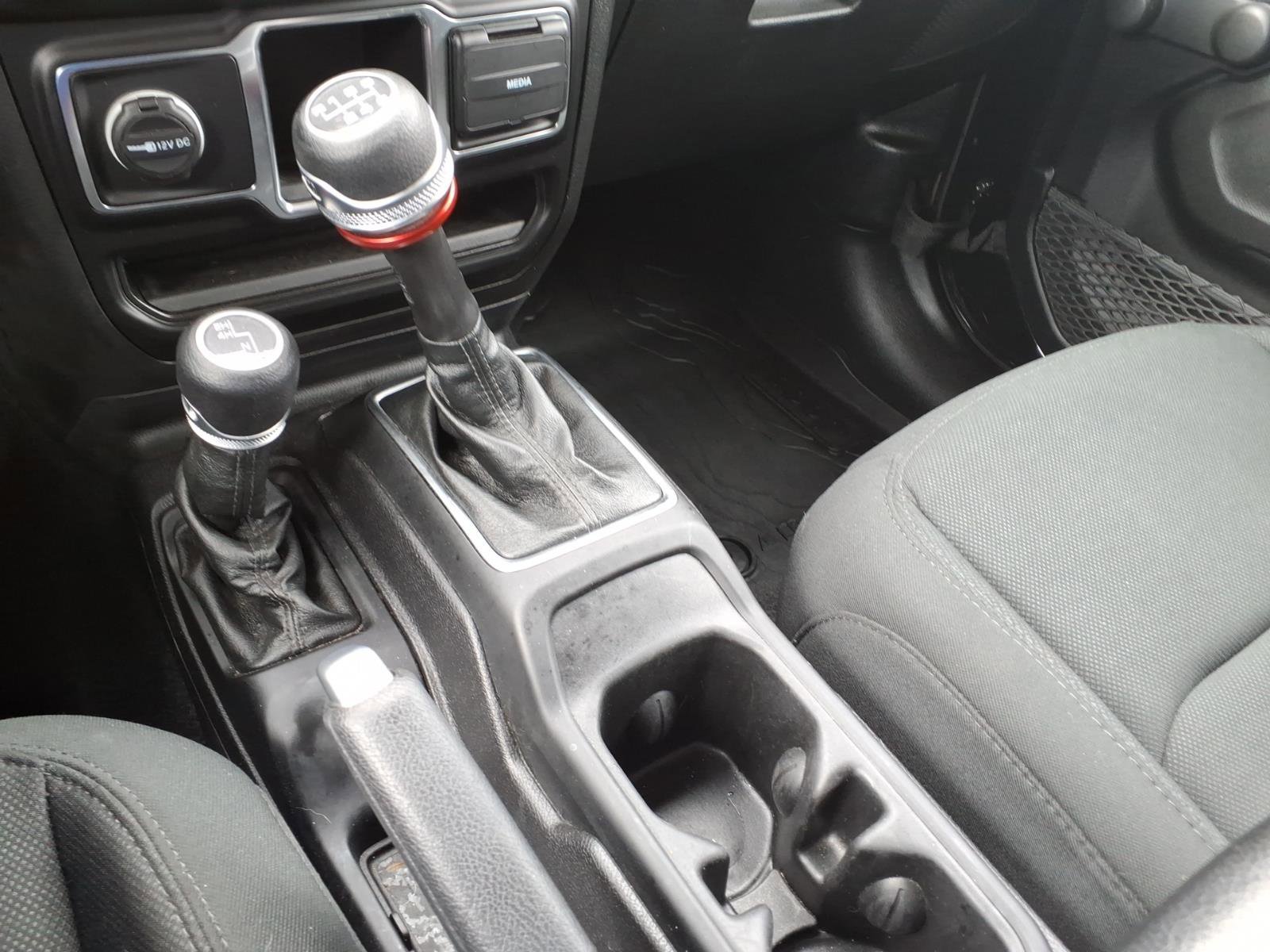 Used 2021 Jeep Wrangler Sport AWD/4WD image 11