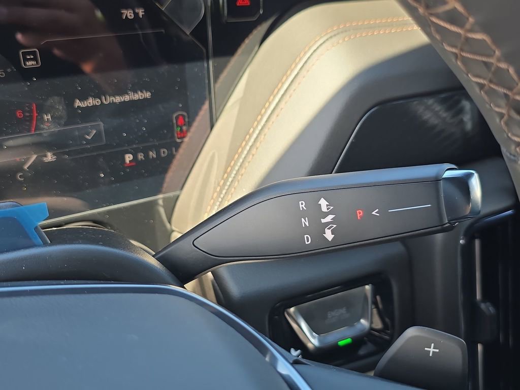 New 2026 GMC Yukon XL AT4 w/ AT4 Premium Plus Package image 24