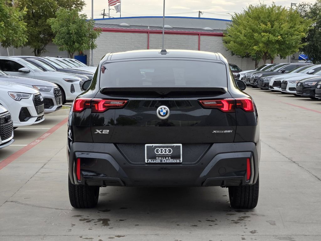 Used 2024 BMW X2 xDrive28i w/ Convenience Package image 7