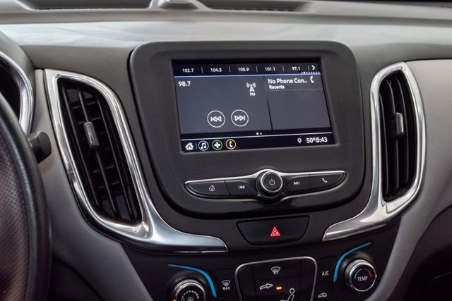 Used 2020 Chevrolet Equinox LS FWD image 17
