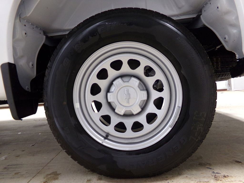 New 2026 Chevrolet Silverado 1500 W/T w/ WT Value Package image 29