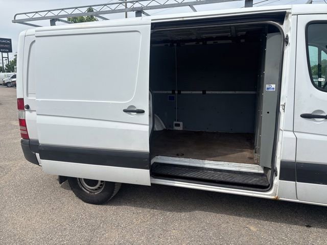 Used 2014 Freightliner Sprinter 2500 RWD image 9