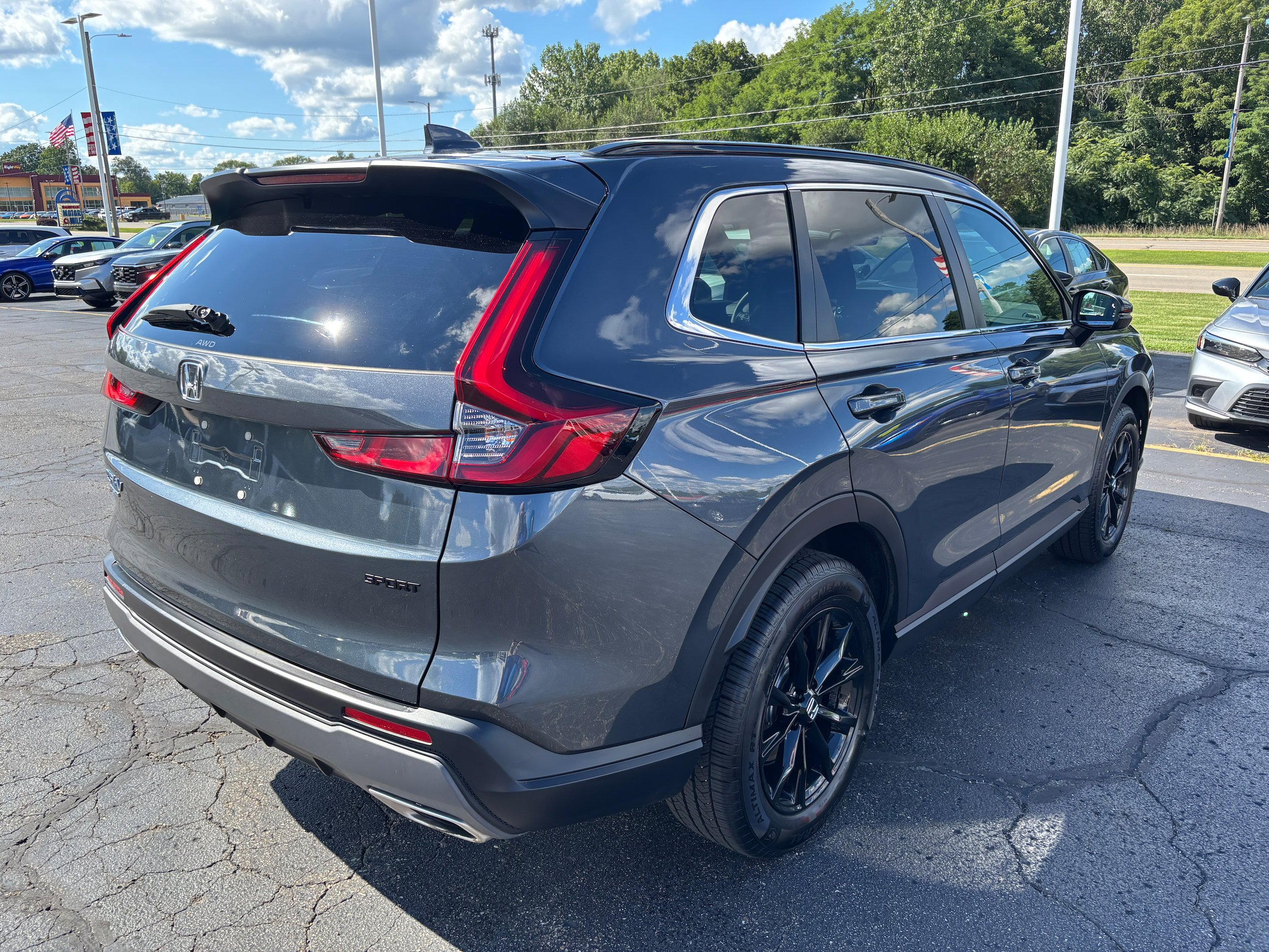 Used 2024 Honda CR-V Sport image 6