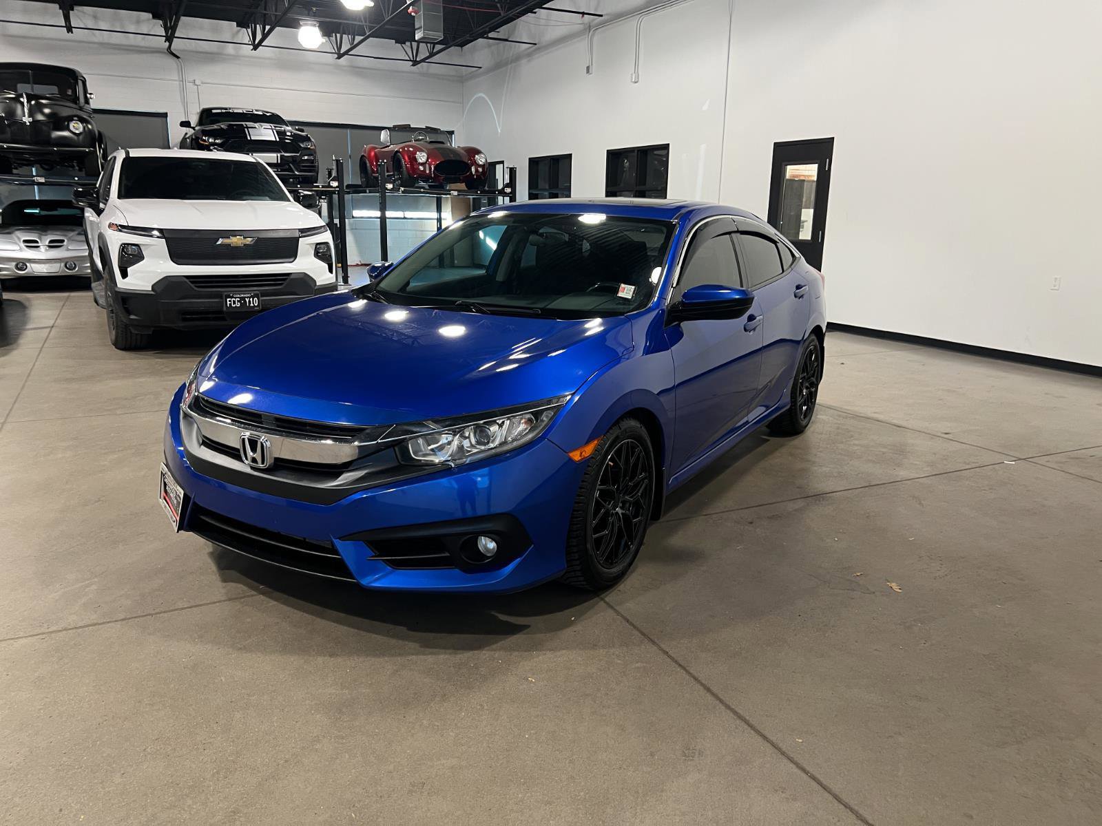 Used 2018 Honda Civic EX-T image 7