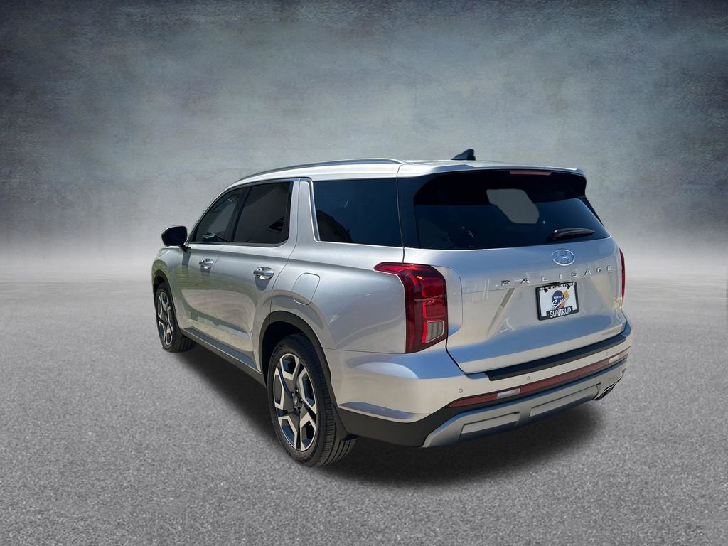 Used 2025 Hyundai Palisade SEL FWD image 3