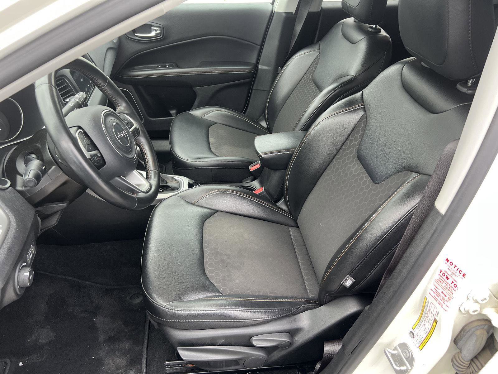 Used 2020 Jeep Compass Latitude image 13