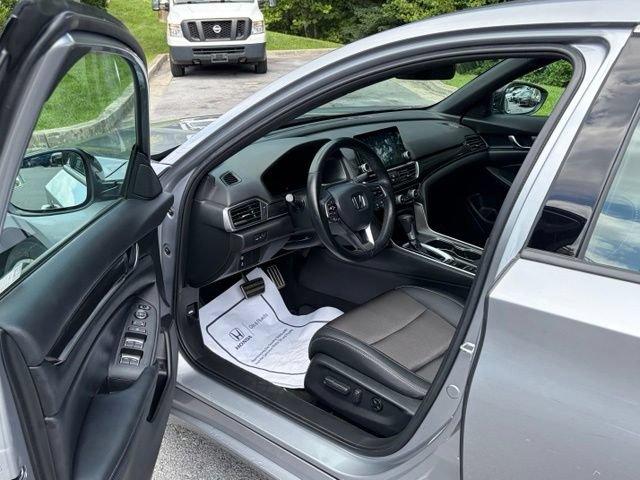 Used 2022 Honda Accord Sport image 14