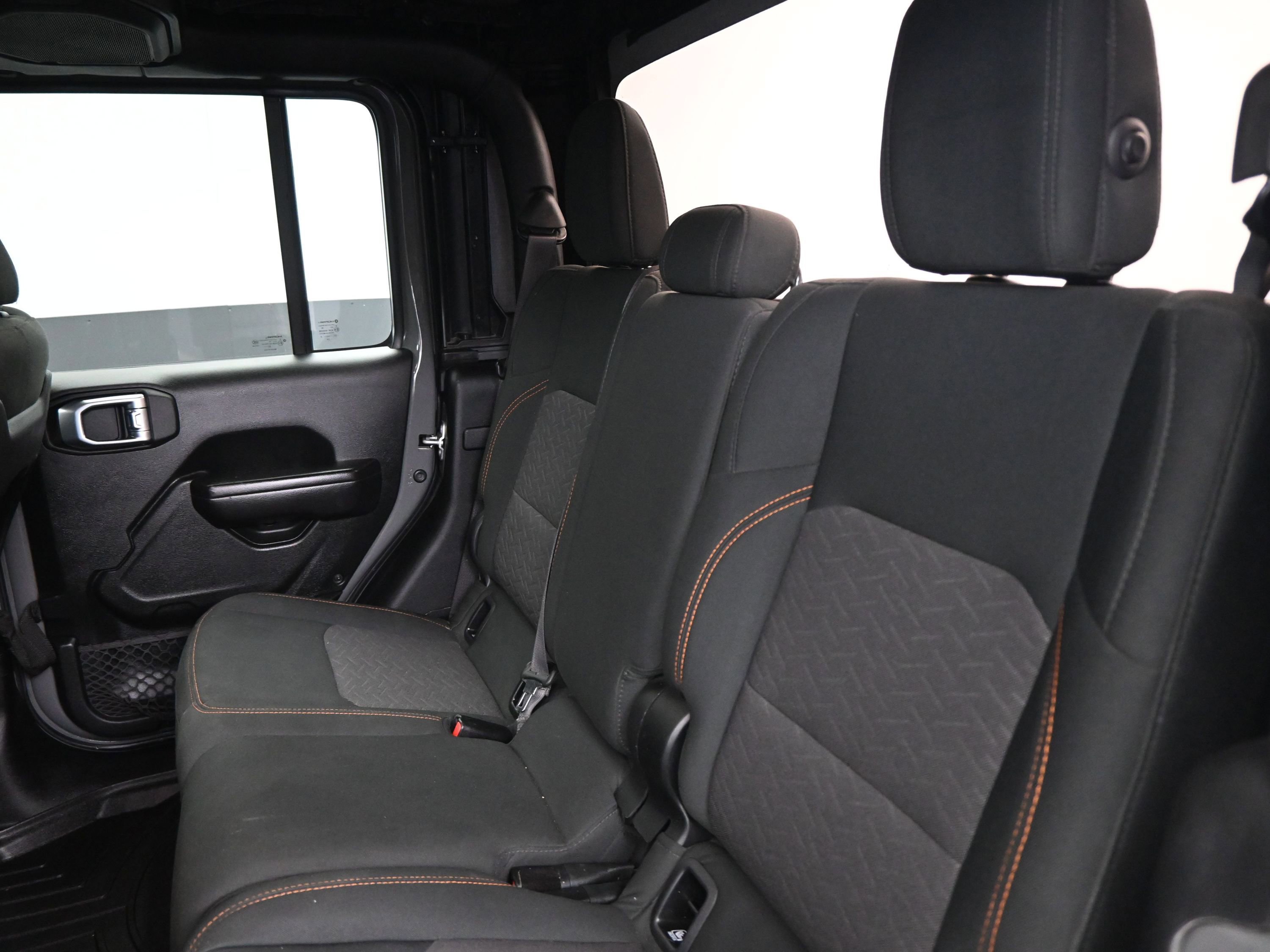 Used 2020 Jeep Gladiator Mojave image 17