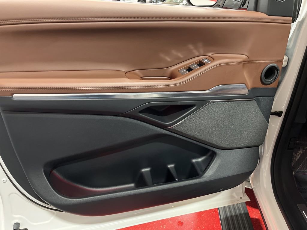 Used 2025 Lincoln Navigator L Reserve image 23