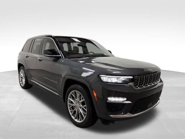 Used 2023 Jeep Grand Cherokee Summit w/ Adv Protech Group IV image 5